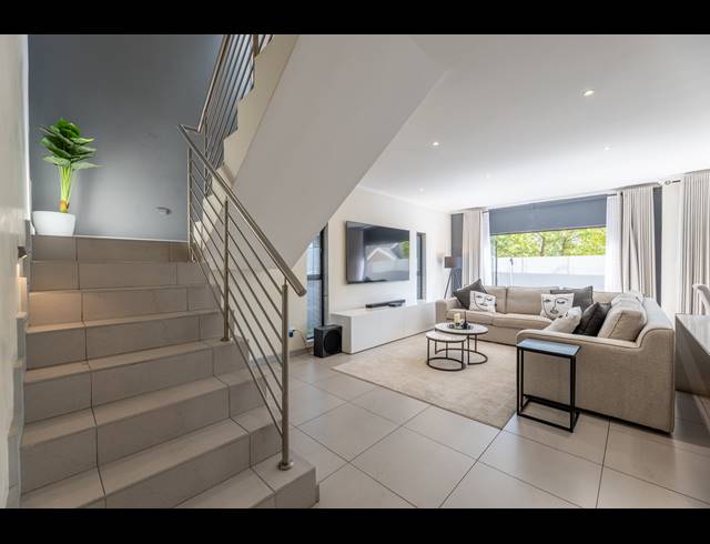3 BEDROOM HOUSE FOR SALE IN BRYANSTON